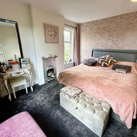 Luxury Isla Cottages, Bourne! Dog-Friendly, Countryside Views, Garden, Parking, 5Mins Pubs - Family Holiday Exterior photo