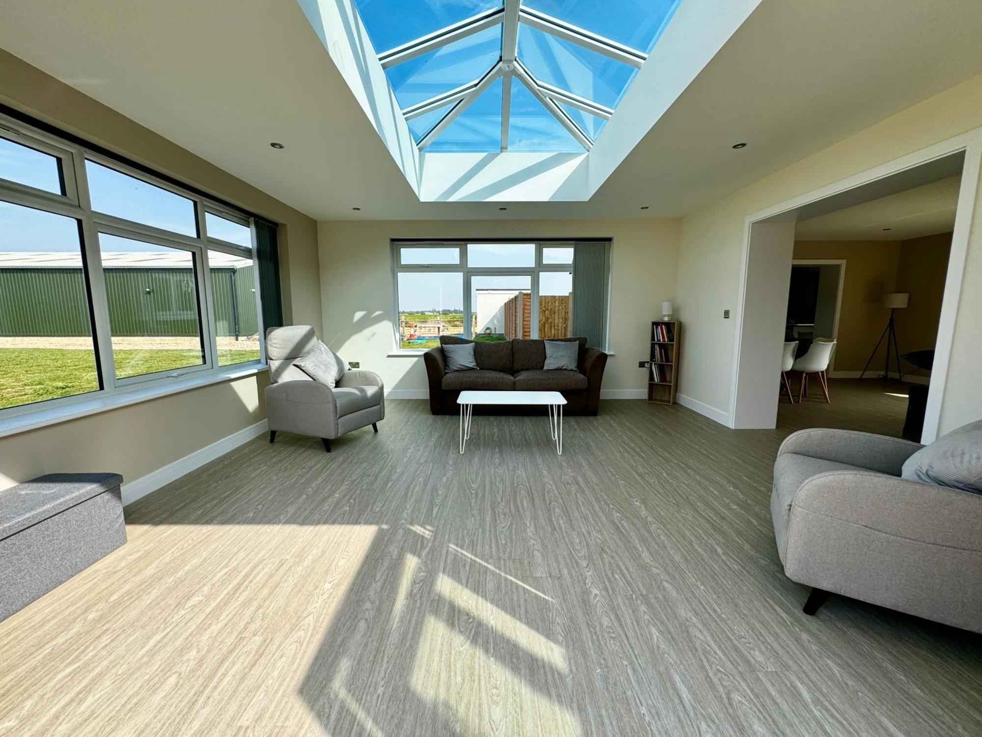 Villa Luxury Isla Cottages, Bourne! Dog-friendly, Countryside Views, Garden, Parking, 5mins Pubs - Family *